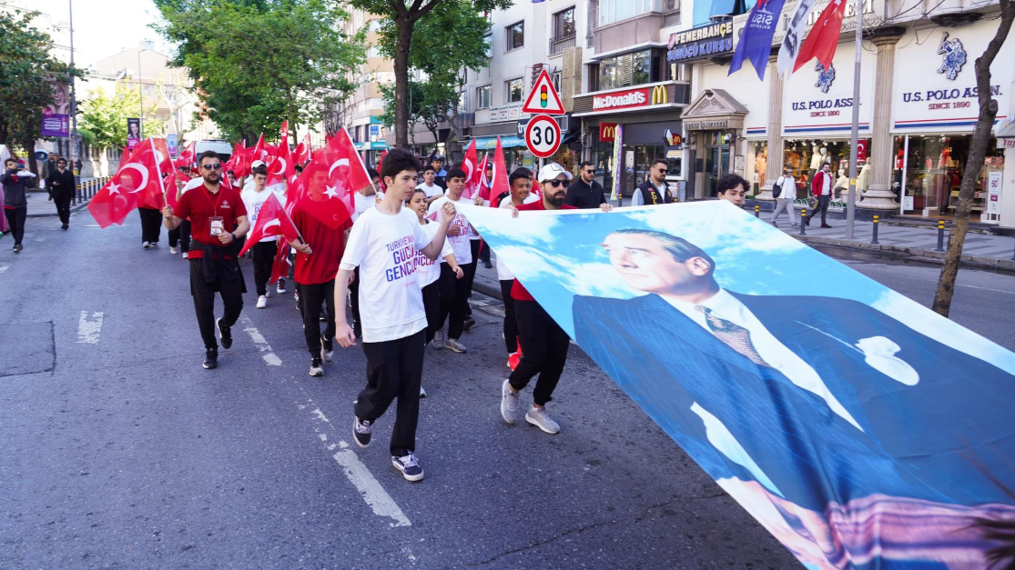 19 MAYIS ATATÜRK’Ü ANMA, GENÇLİK VE SPOR BAYRAMI ŞİŞLİ’DE KUTLANDI